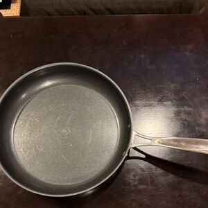 Cuisinart Gray Non-Stick Frying Pan